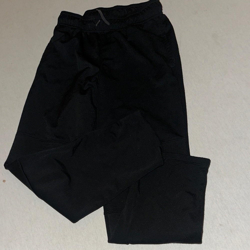Kids Size 8/10 Cat & Jack Black Joggers.